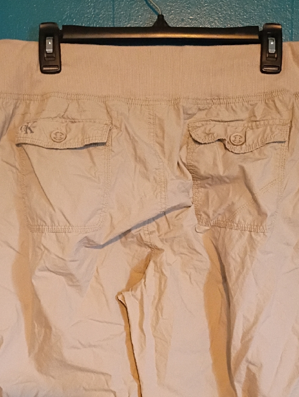 Calvin Klein Beige Cargo Capris - Picture 10 of 13